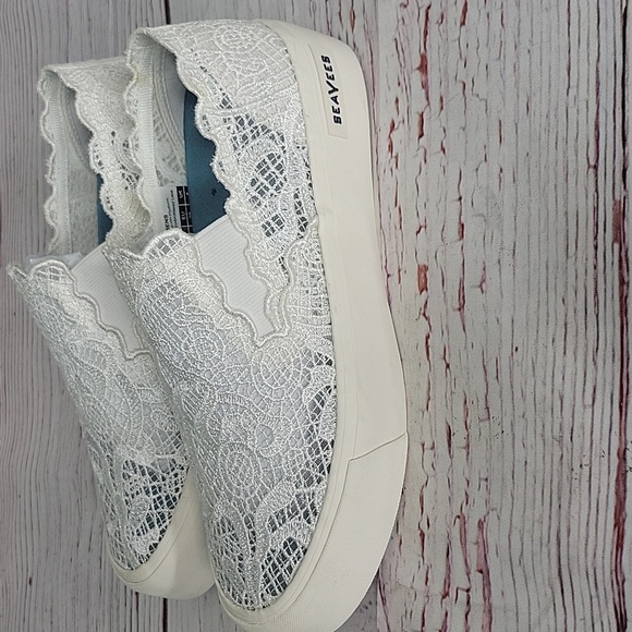 SeaVees White Lace Slip-On Sneakers with Platform Sole NWOT Size 8 - Picture 7 of 9
